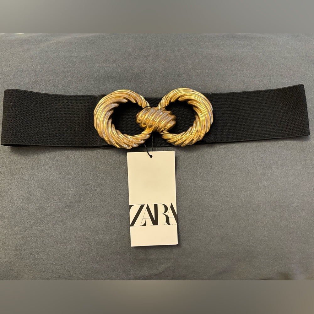 🆕 NWT Zara stretch belt with striking gold buckle sz 30in / 80cm